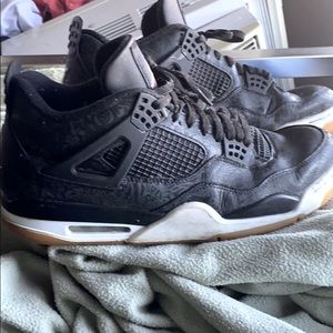 Jordan 4 retro SE